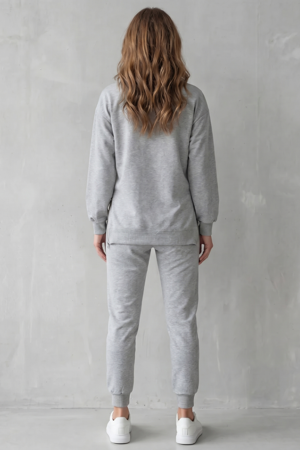Isla Thompson | Rivara Minimalist Lounge Set in Grey Marl