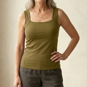 Victoria Wells | Built-In Bra Tank Top in Warm Mocha