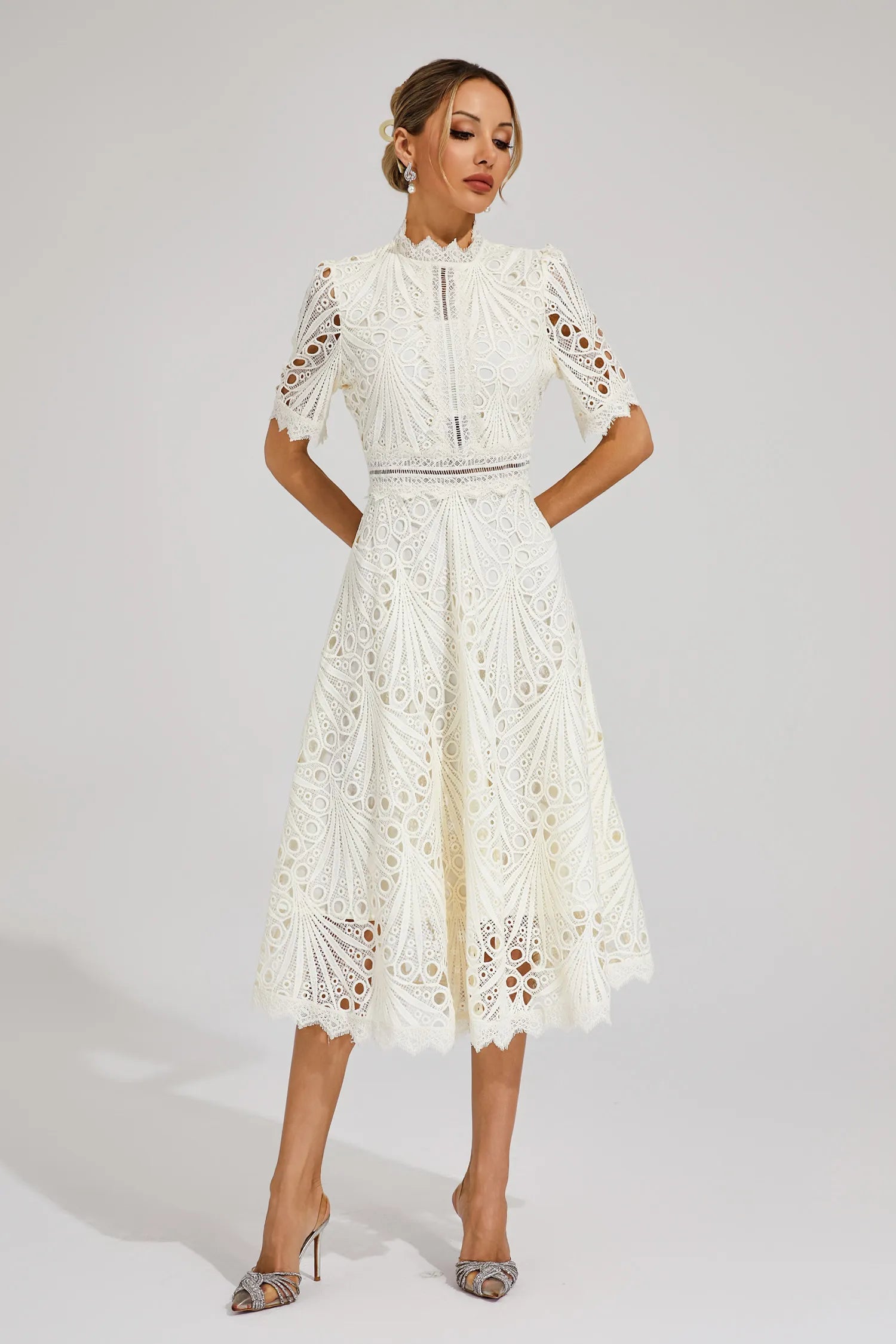 Ruby Hayes | Lace A-Line Midi Wedding Dress