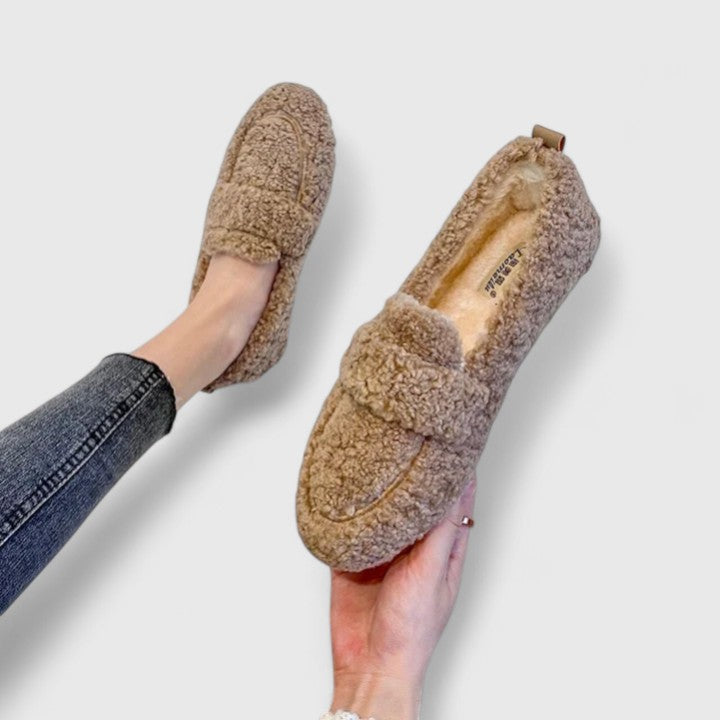 Edith Marlowe | Faux Shearling Slippers With Non-Slip Sole