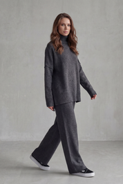 Arabella Knox | Relaxed Warmth Knit Lounge Set in Charcoal