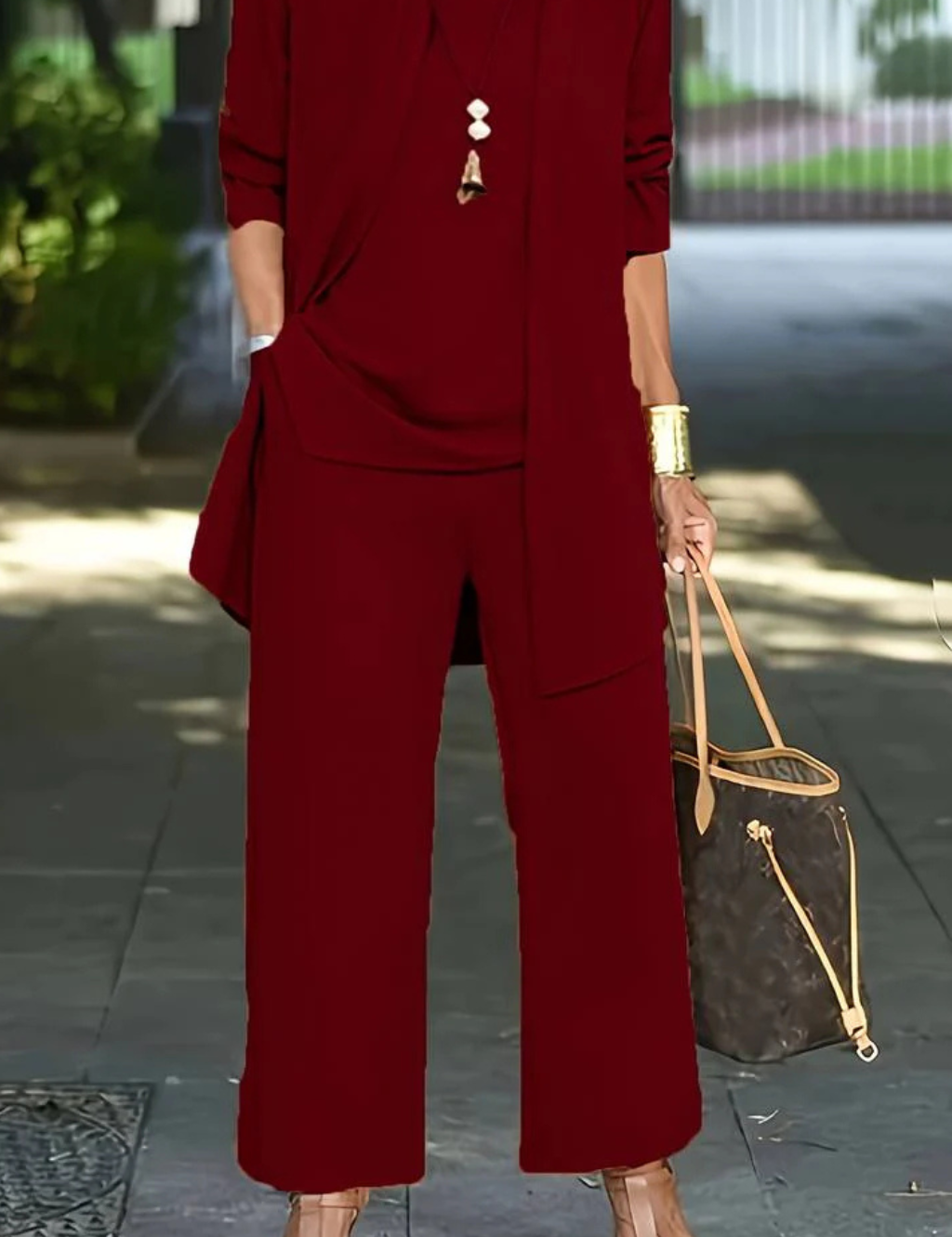 Valentina_Ricci_Elegant_Layered_Lounge_Set_615309891273090.png
