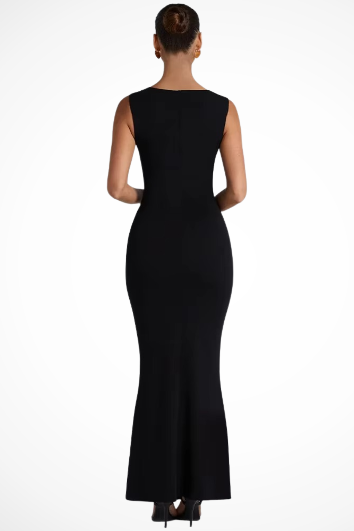 Valeria De Luca | Sculpted Elegance Maxi Dress