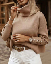 Cecily Hartwell | Pull tricoté à col roulé avec poignets boutonnés