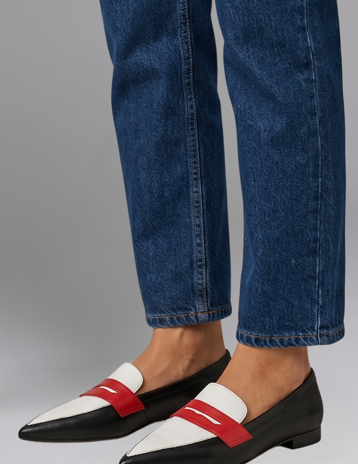 Women_sLeatherLoaferswithPointedToeforEverydayWear_3.png