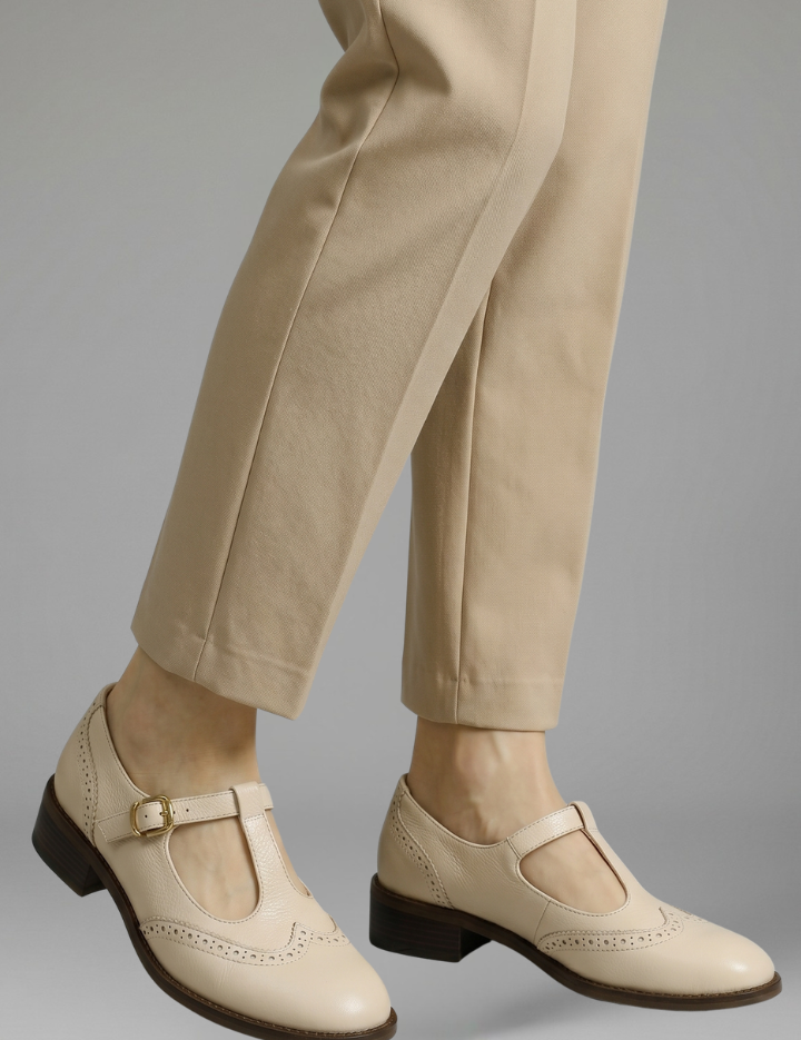 Women_sMaryJaneShoeswithTStrapClosureforEverydayWear_5.png