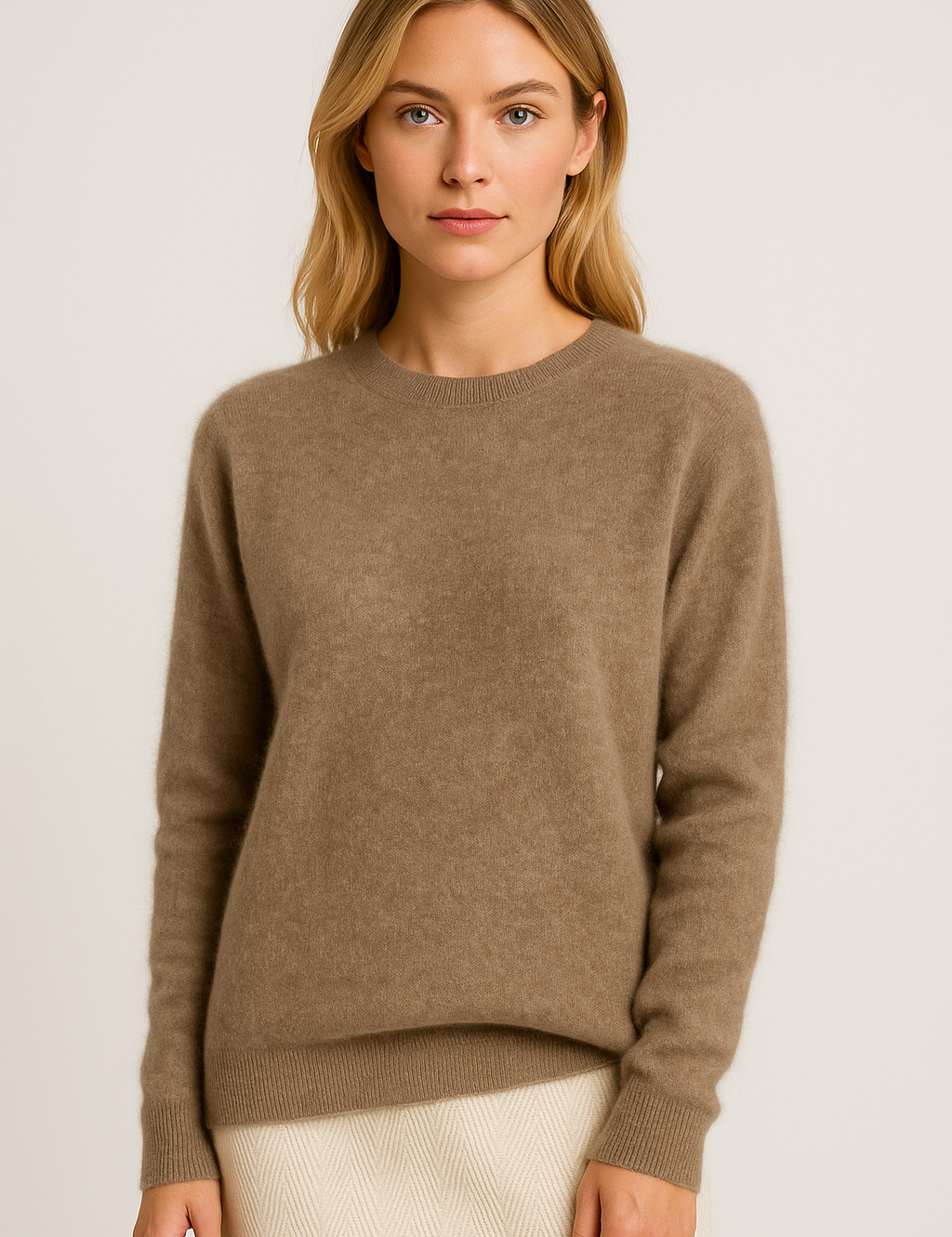 Freya Harper | Classic Crewneck Cashmere Sweater