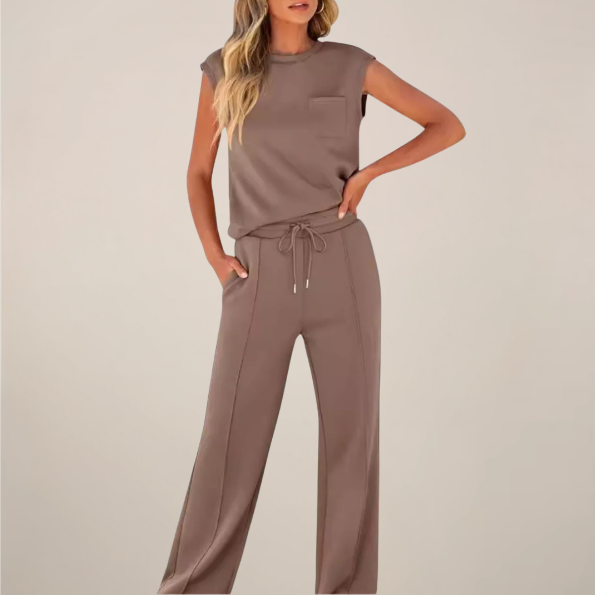 Hazel Carrington | Sleeveless Loungewear Set