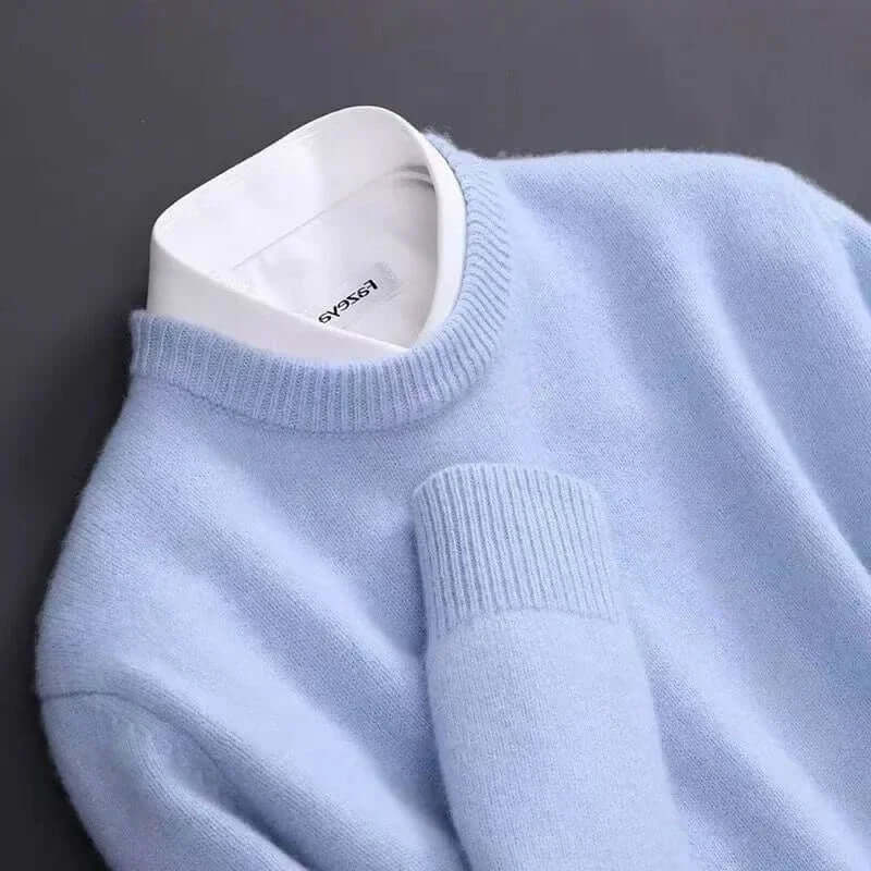 Henry Thomas | Luxurious Soft Knit Sweater