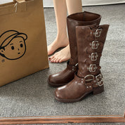 Georgina Baker | Bottes montant jusqu’au genou avec détail de boucle