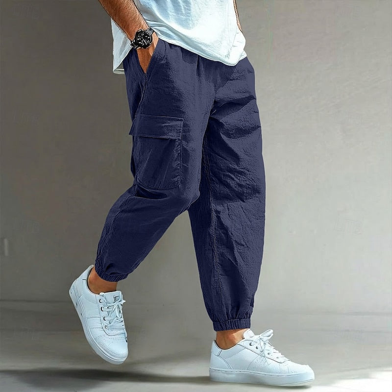 Curtis Hayward | Relaxed Cargo Trousers in Navy Blue