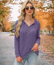 Guinevere Radley | Prążkowana dzianinowa bluza z kapturem, zapinana na guziki