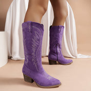 Georgina Pratt | Bottes de cowboy en daim avec détail brodé