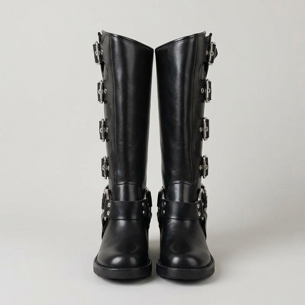 Georgina Baker | Bottes montant jusqu’au genou avec détail de boucle