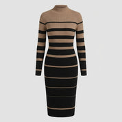 Isla Brown | Robe pull en maille rayée raffinée