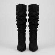 Isla Turner | Bottes plissées en daim à bout pointu et talon