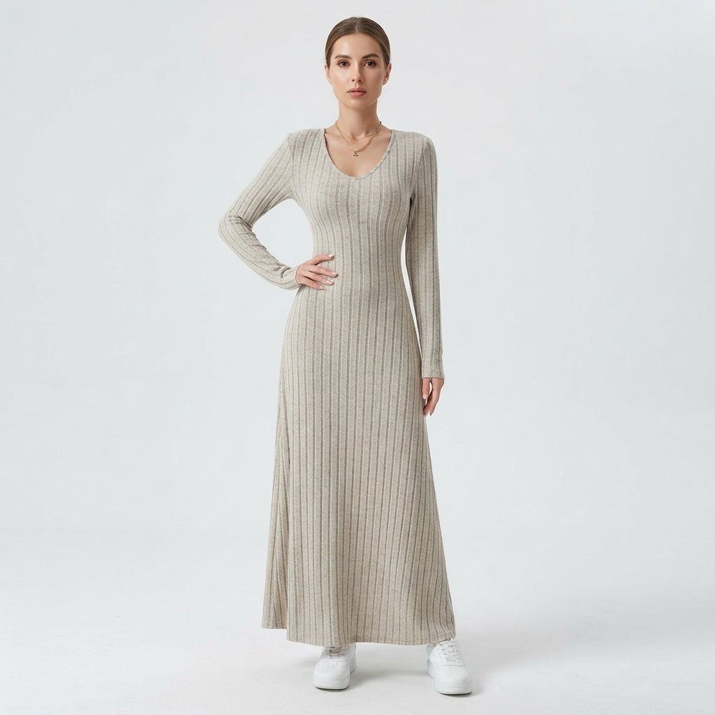 Jemima Lewis | Robe longue en maille côtelée à manches longues