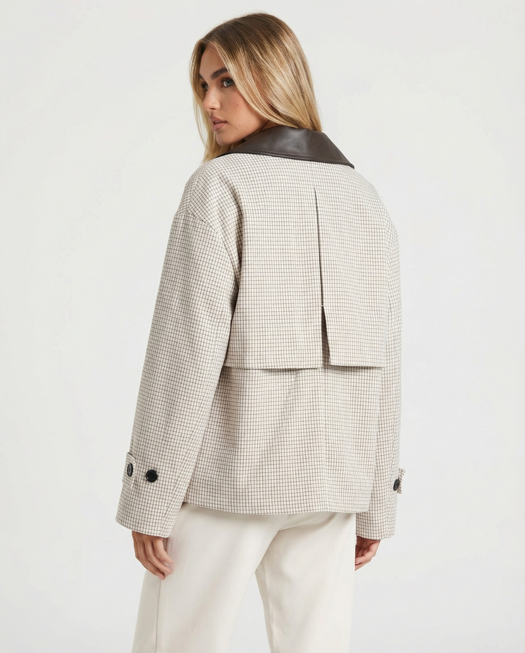Élodie Henson | Elegant Check Contrast Collar Jacket For Women