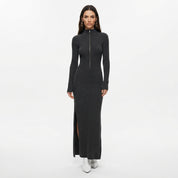 Miranda Fletcher | Robe midi en maille côtelée zippée sur le devant