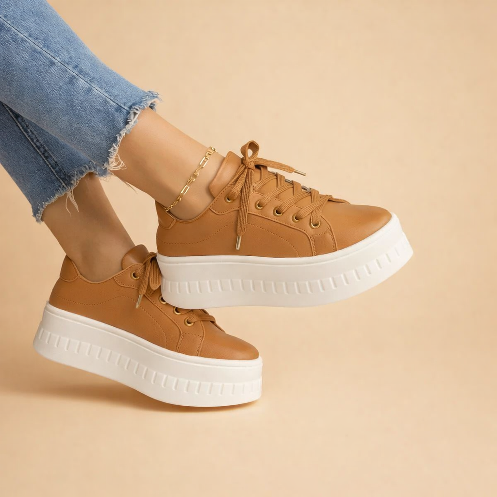 Isabella Moreau | Emerald Platform Sneakers