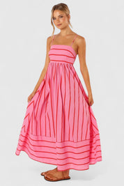 Clara Hartfield | Robe longue rayée à encolure carrée