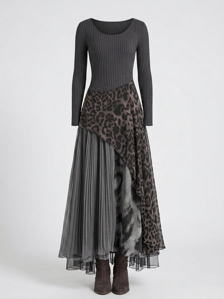 Rosalyn Ashwood | Elegancka sukienka maxi o dopasowanym kroju