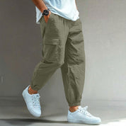 Curtis Hayward | Relaxed Cargo Trousers in Navy Blue