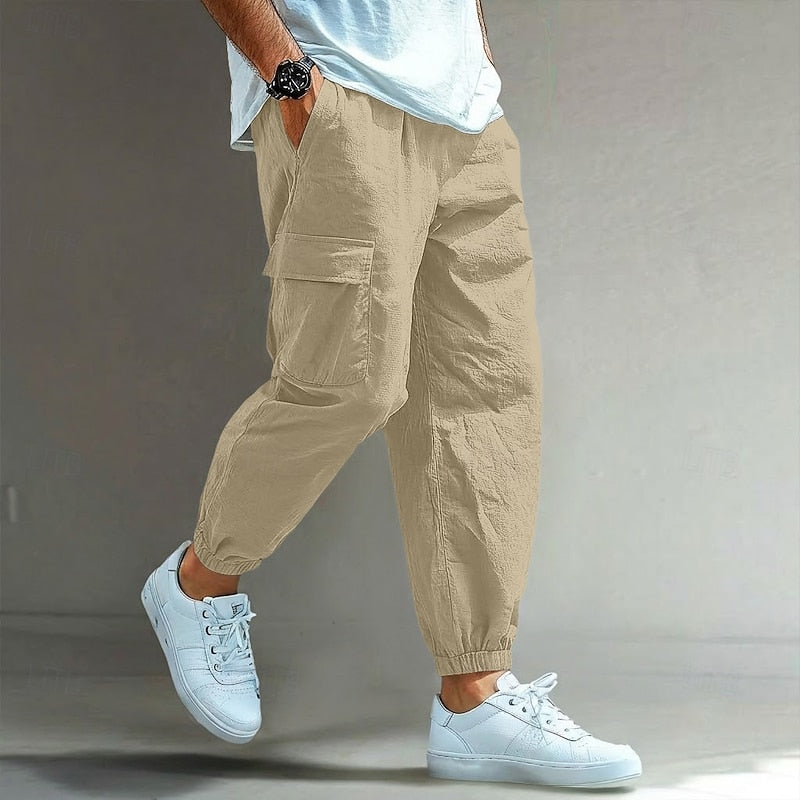 Curtis Hayward | Relaxed Cargo Trousers in Navy Blue